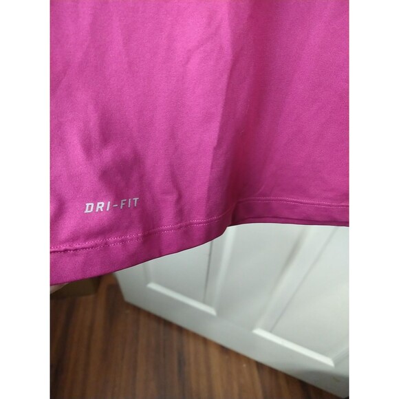 Nike Pro Woman M V Neck Purple SS Dri Fit Activewear Pullover Tee - Picture 6 of 9